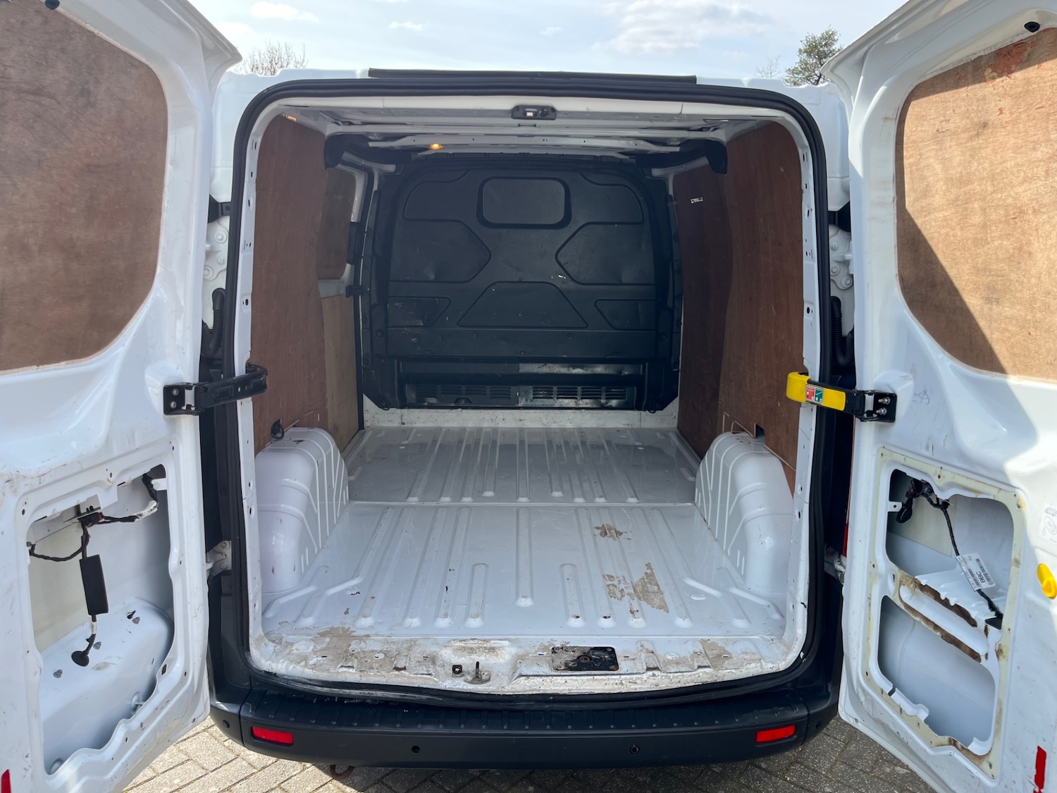 Used Ford Transit Custom 2018 for sale - 78122277: Photo 9