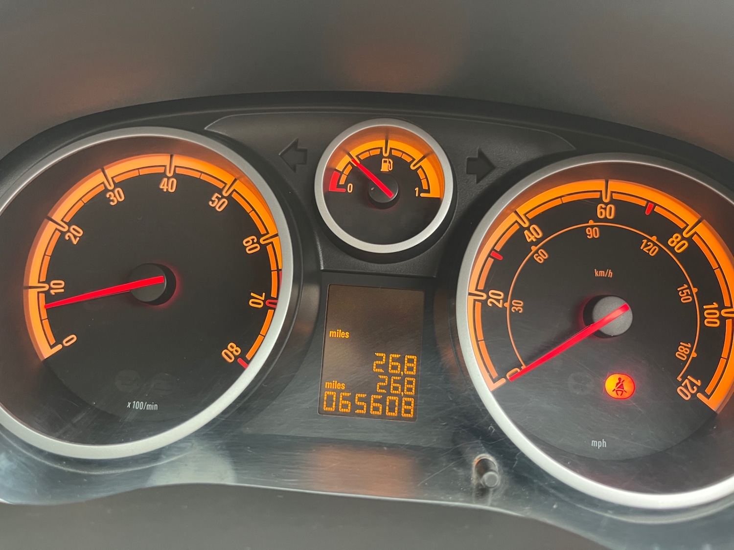 Used Vauxhall Corsa 2010 for sale - 77981916: Photo 14