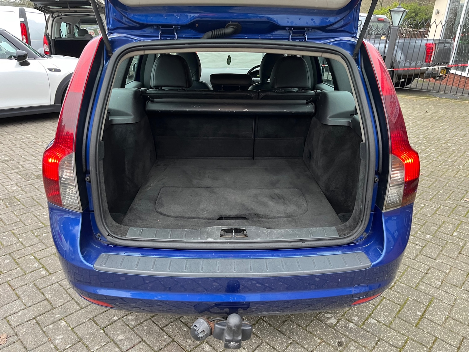 Used Volvo V50 2008 for sale - 77053545: Photo 5