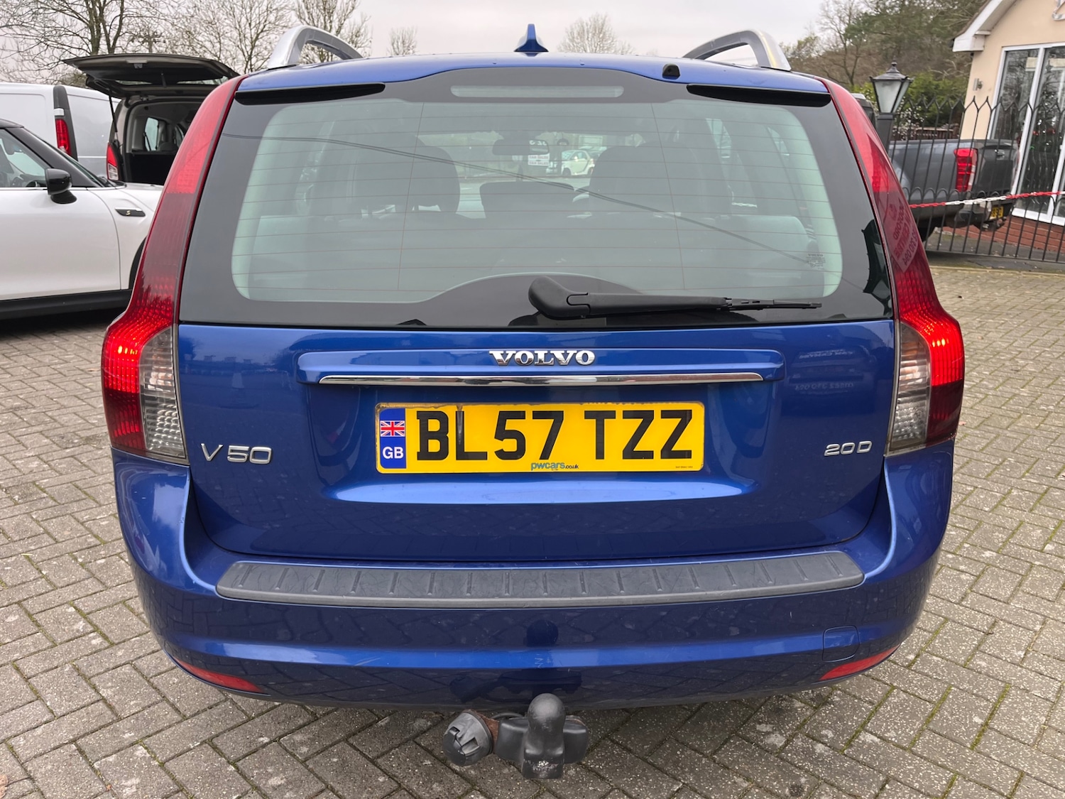 Used Volvo V50 2008 for sale - 77053545: Photo 6