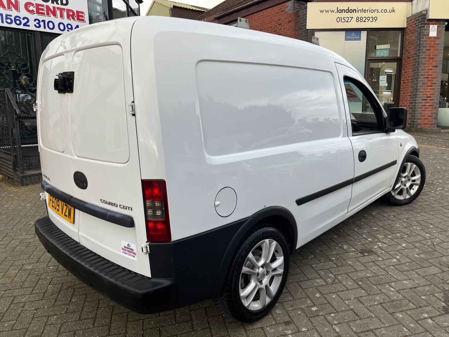 Used Vauxhall Combo 2009 for sale - 77668442: Photo 11