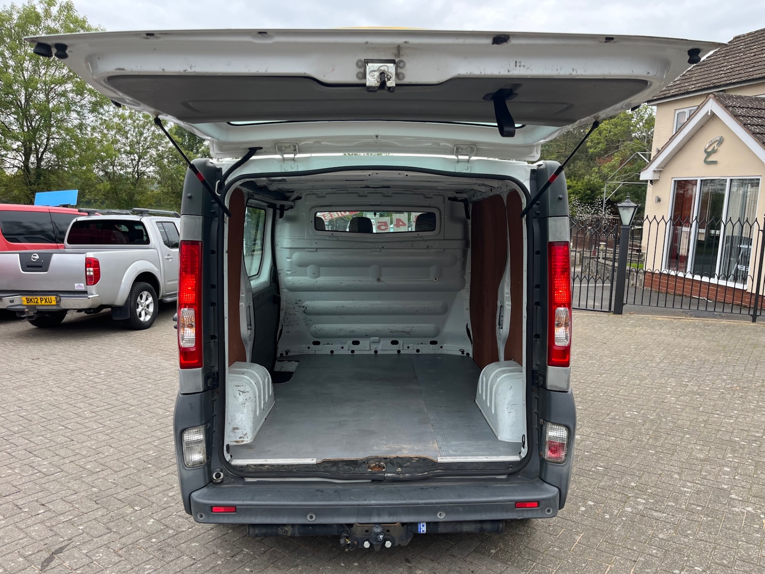 Used Renault Trafic 2010 for sale - 76170917: Photo 8