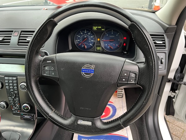 Used Volvo C30 2010 for sale - 76231669: Photo 11