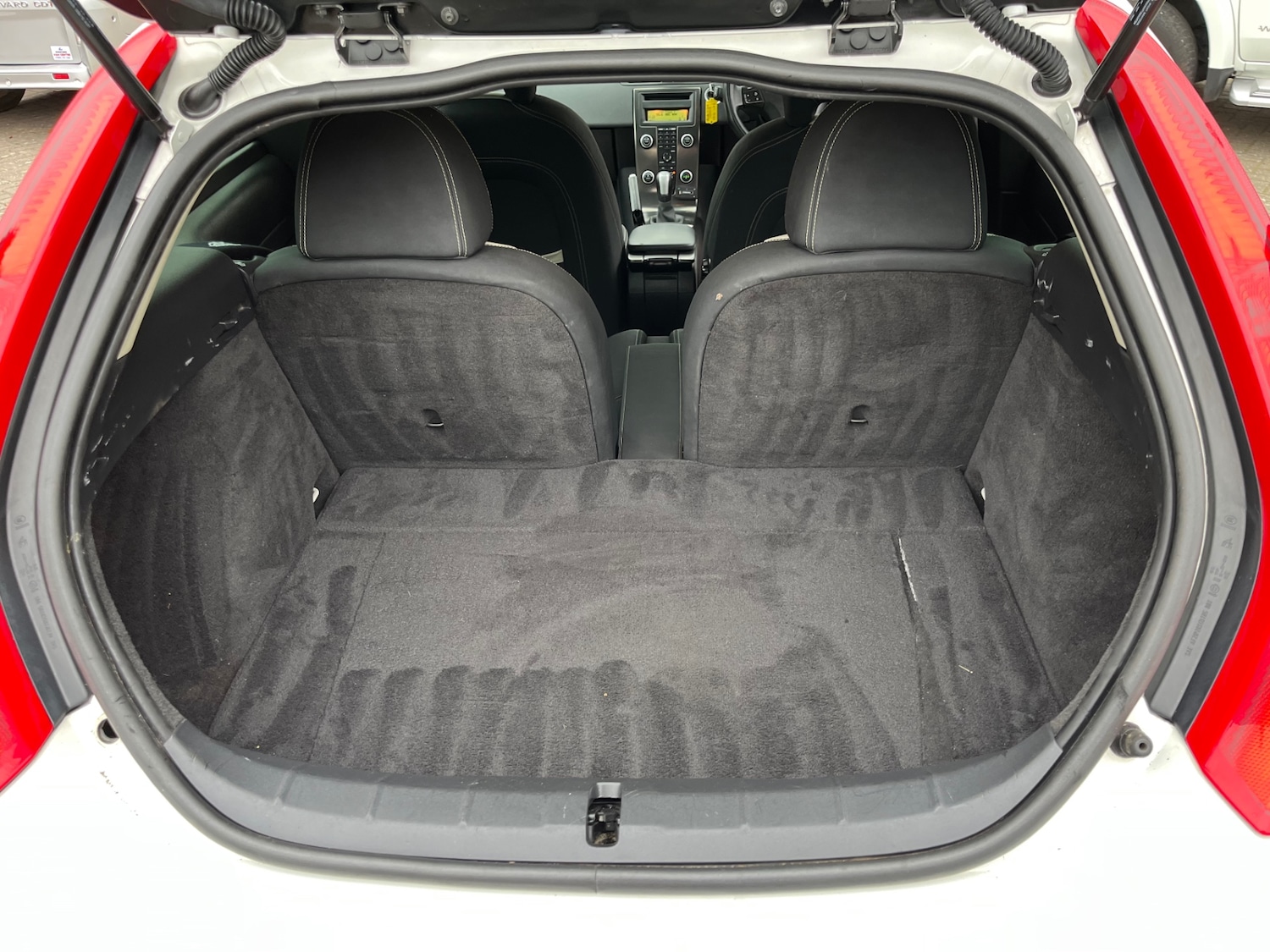 Used Volvo C30 2010 for sale - 76231669: Photo 6