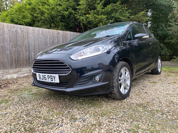 Used Ford Fiesta 2016 for sale - 76263850: Photo 1