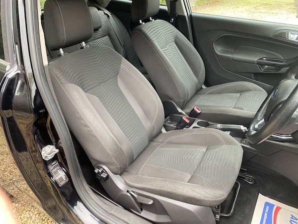 Used Ford Fiesta 2016 for sale - 76263850: Photo 7