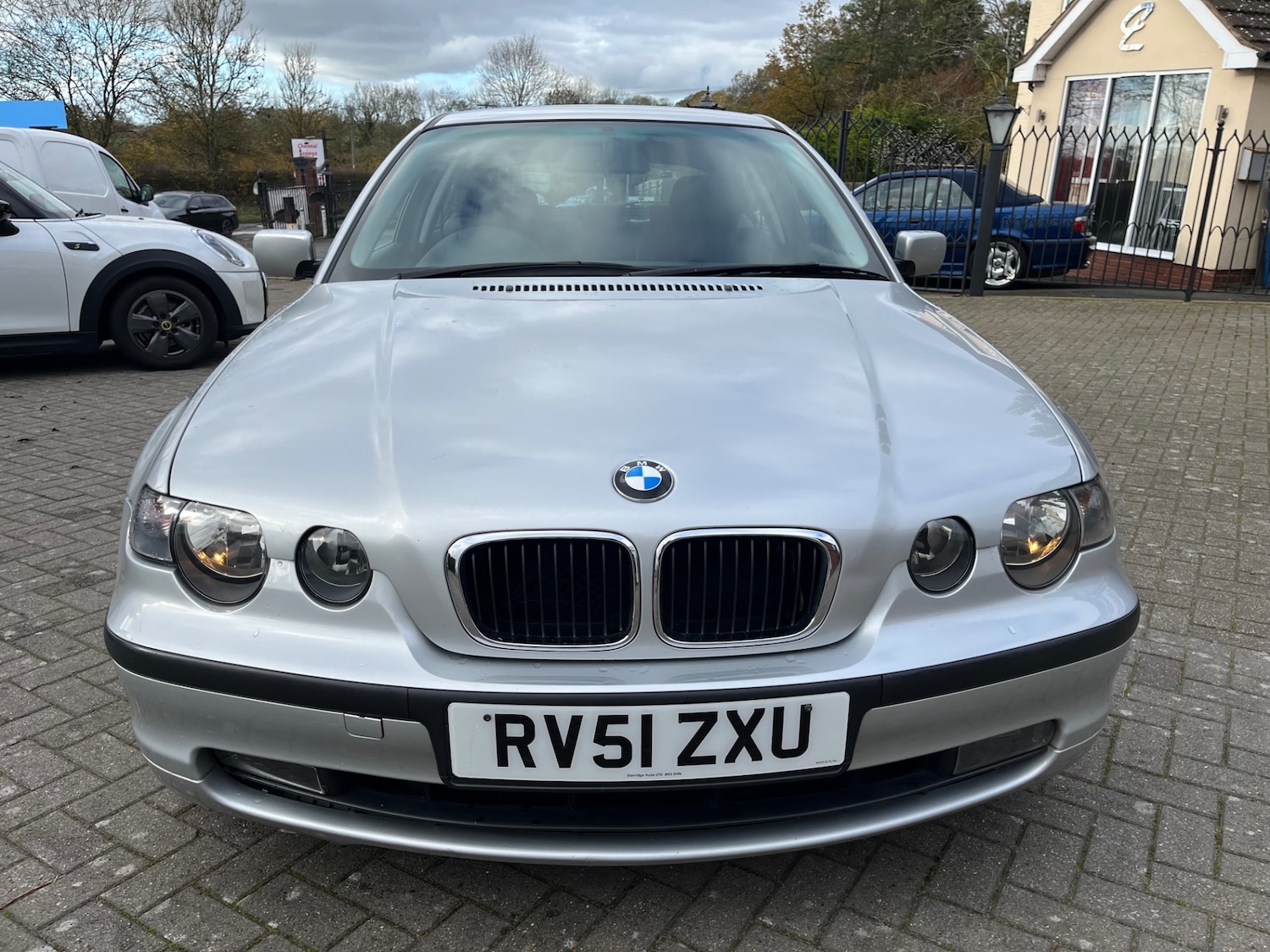 Used BMW 3 Series 2001 for sale - 76521444: Photo 2