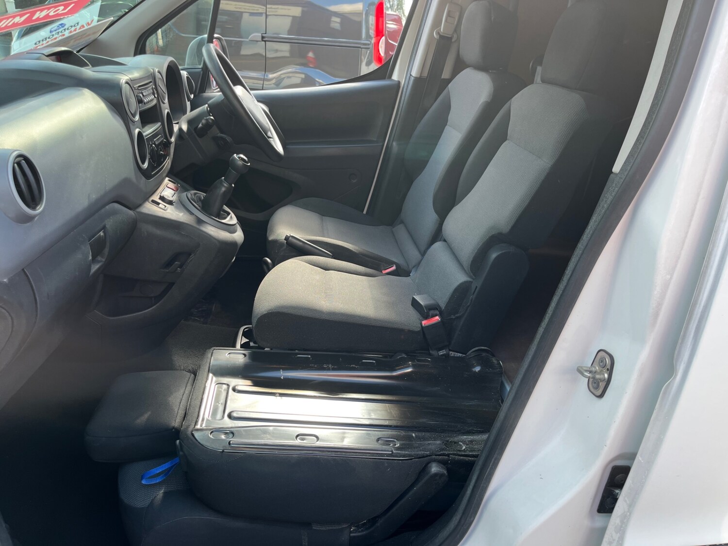 Used Peugeot Partner 2018 for sale - 76179089: Photo 11