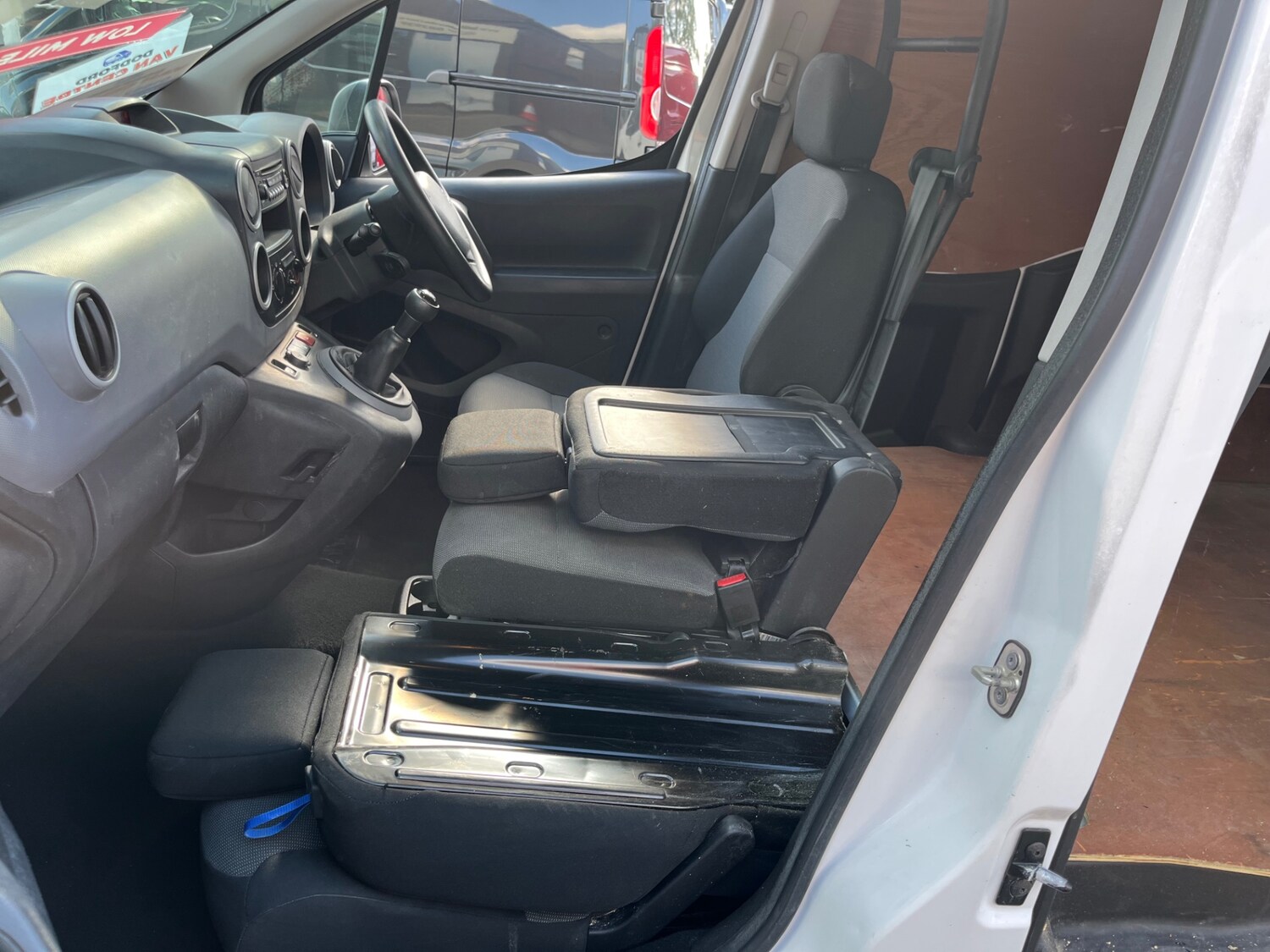 Used Peugeot Partner 2018 for sale - 76179089: Photo 12