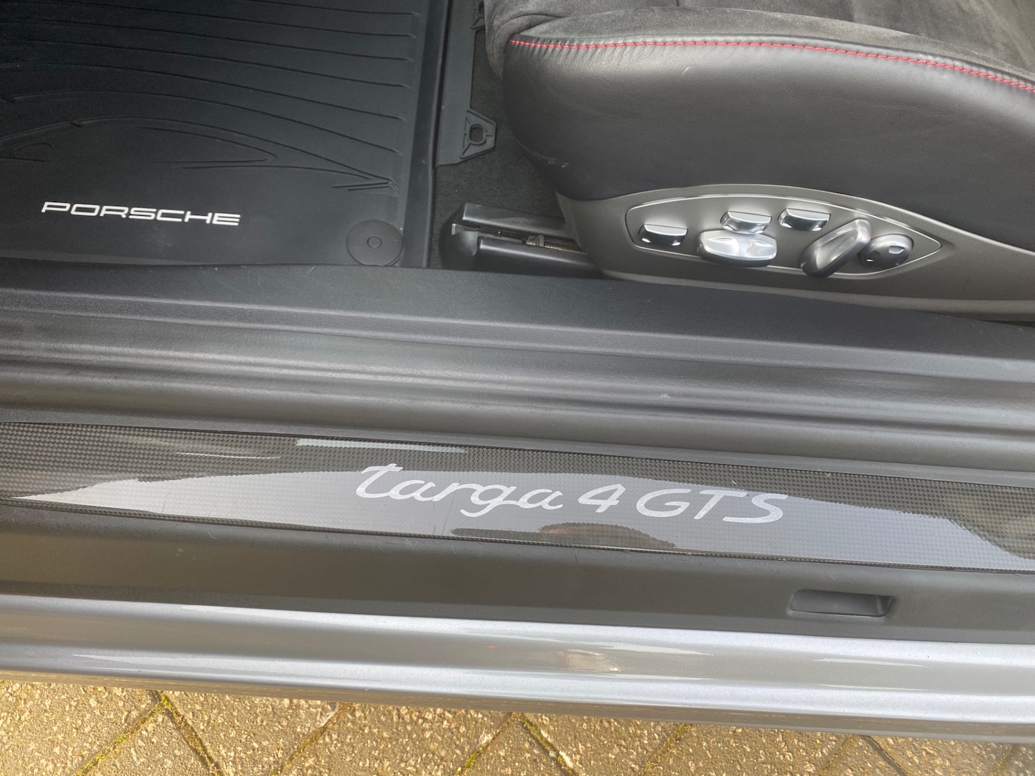 Used Porsche 911 2019 for sale - 77968930: Photo 10