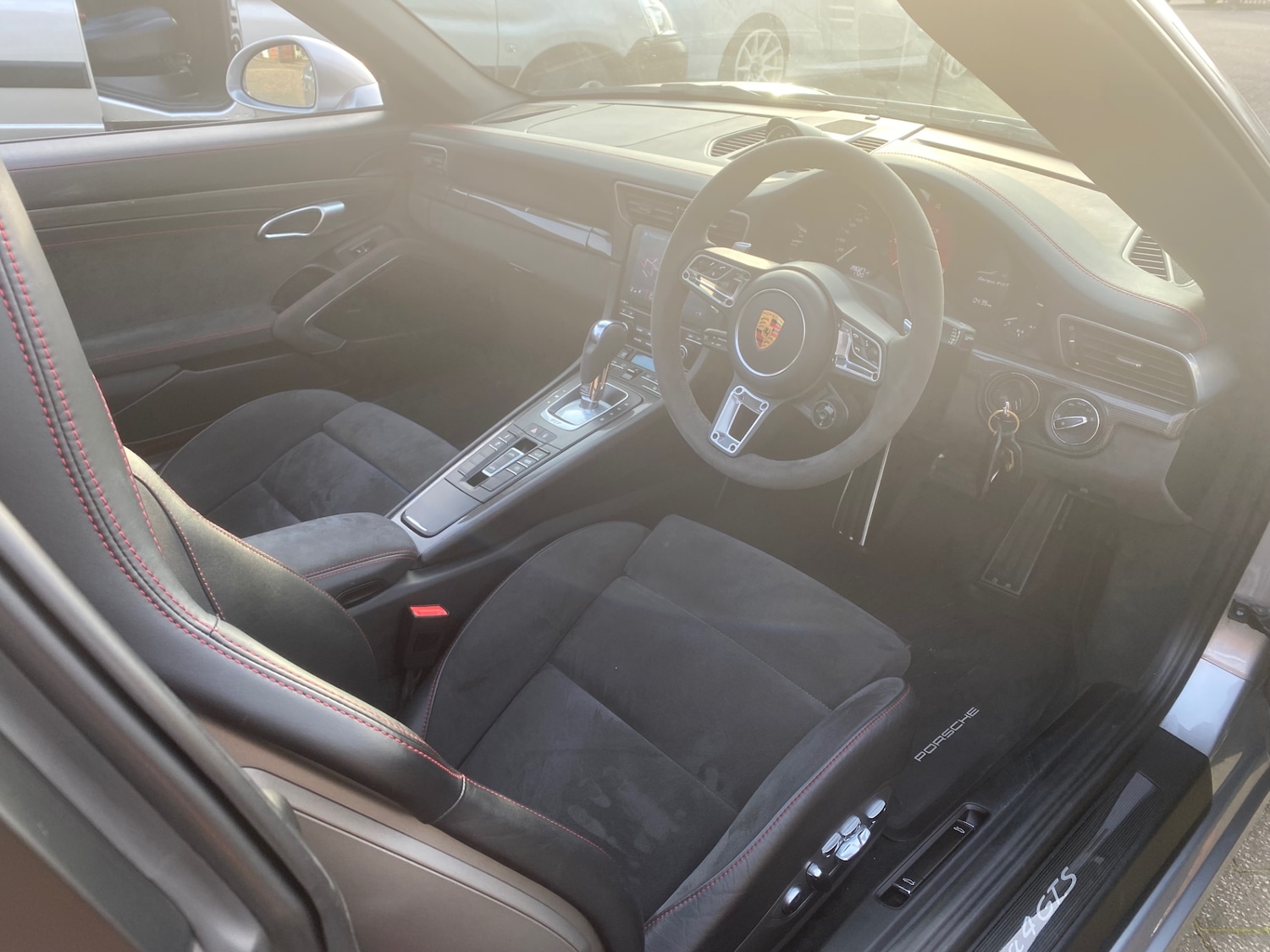 Used Porsche 911 2019 for sale - 77968930: Photo 13