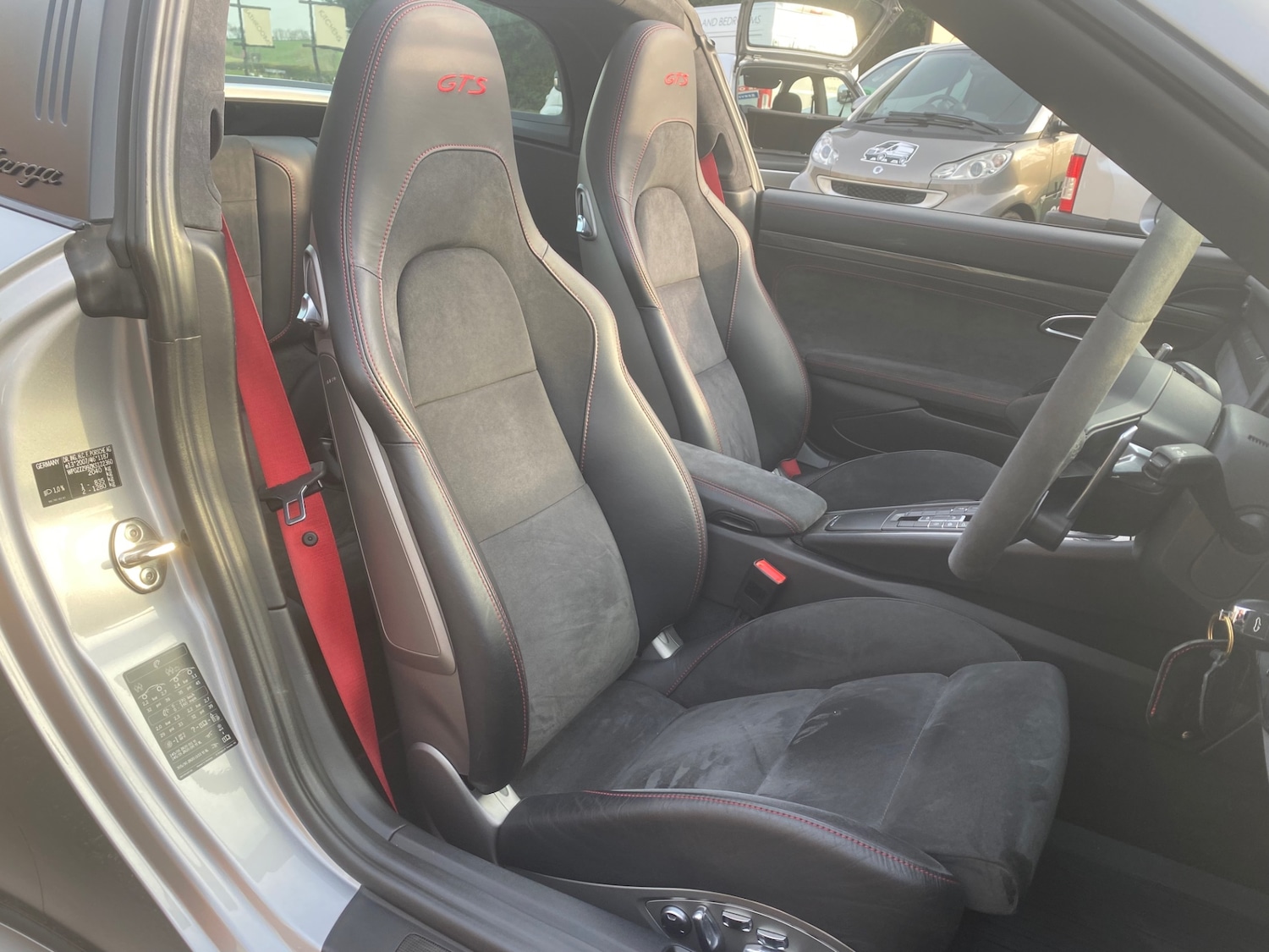 Used Porsche 911 2019 for sale - 77968930: Photo 14