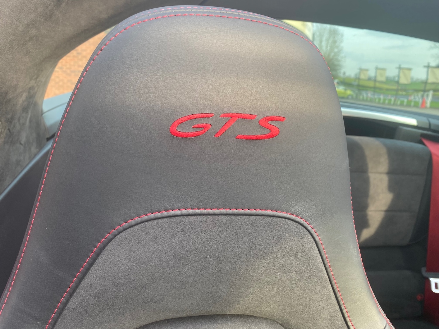 Used Porsche 911 2019 for sale - 77968930: Photo 18