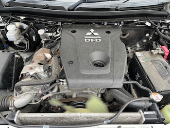 Used Mitsubishi L200 2018 for sale - 76157377: Photo