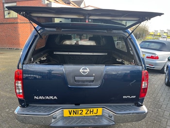 Used Nissan Navara 2012 for sale - 77055118: Photo