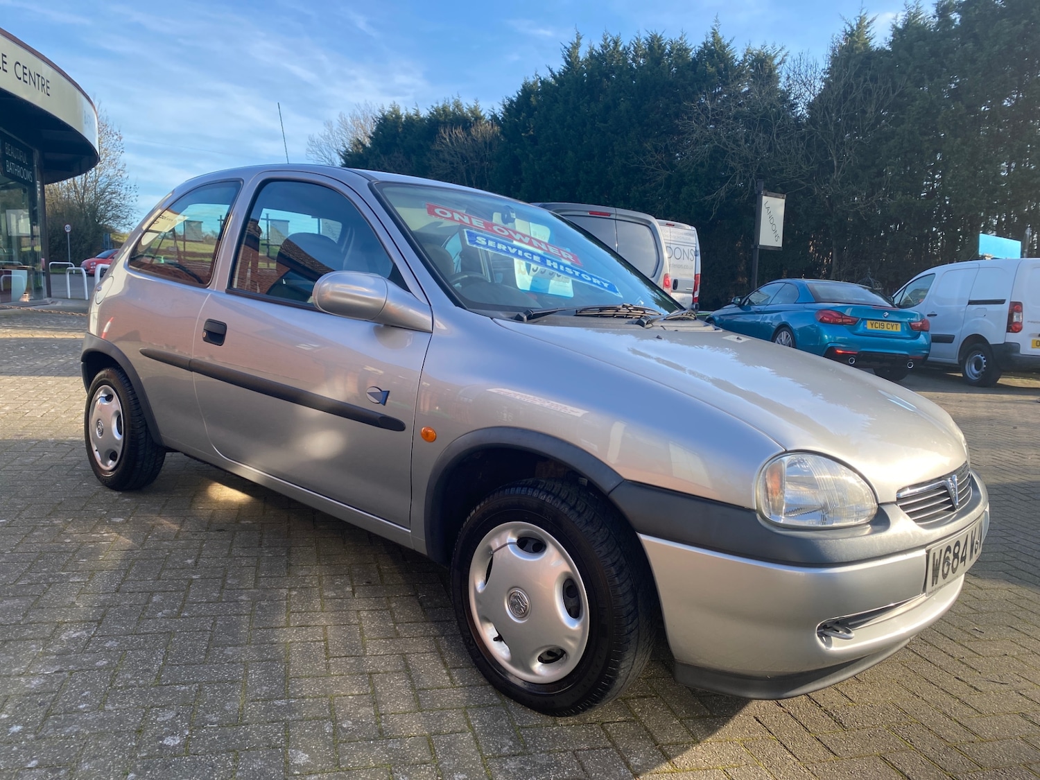 Used Vauxhall Corsa 2000 for sale - 77653048: Photo 2