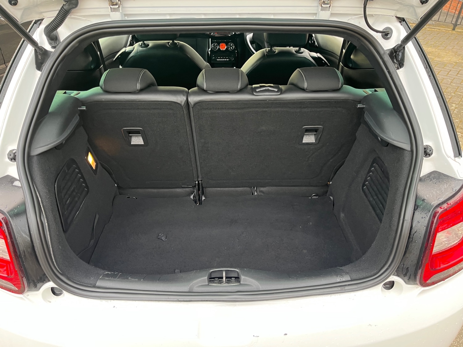 Used Citroen DS3 2011 for sale - 78045345: Photo 7