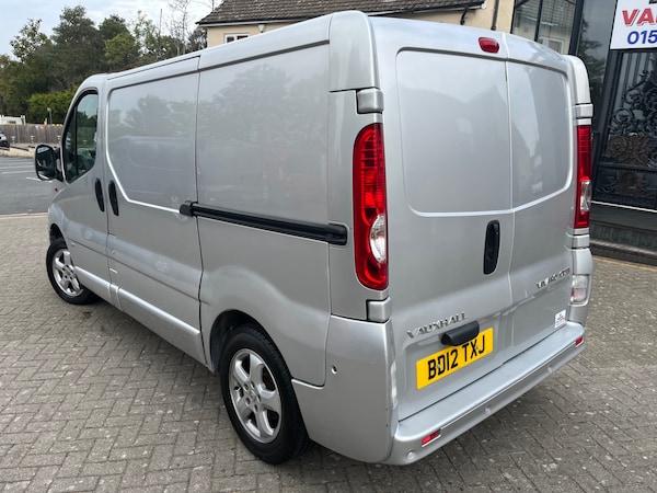 Used Vauxhall Vivaro 2012 for sale - 76170551: Photo 4