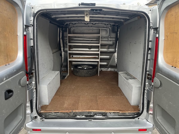 Used Vauxhall Vivaro 2012 for sale - 76170551: Photo 5