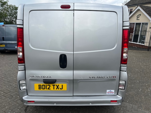 Used Vauxhall Vivaro 2012 for sale - 76170551: Photo 6
