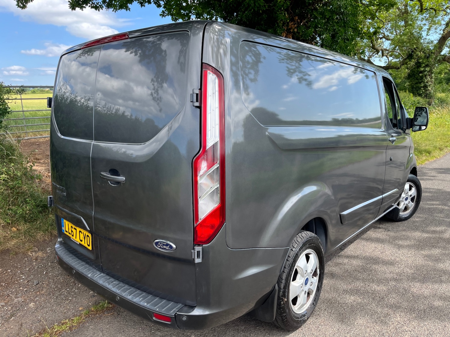 Used Ford Transit Custom 2017 for sale - 76174362: Photo 9