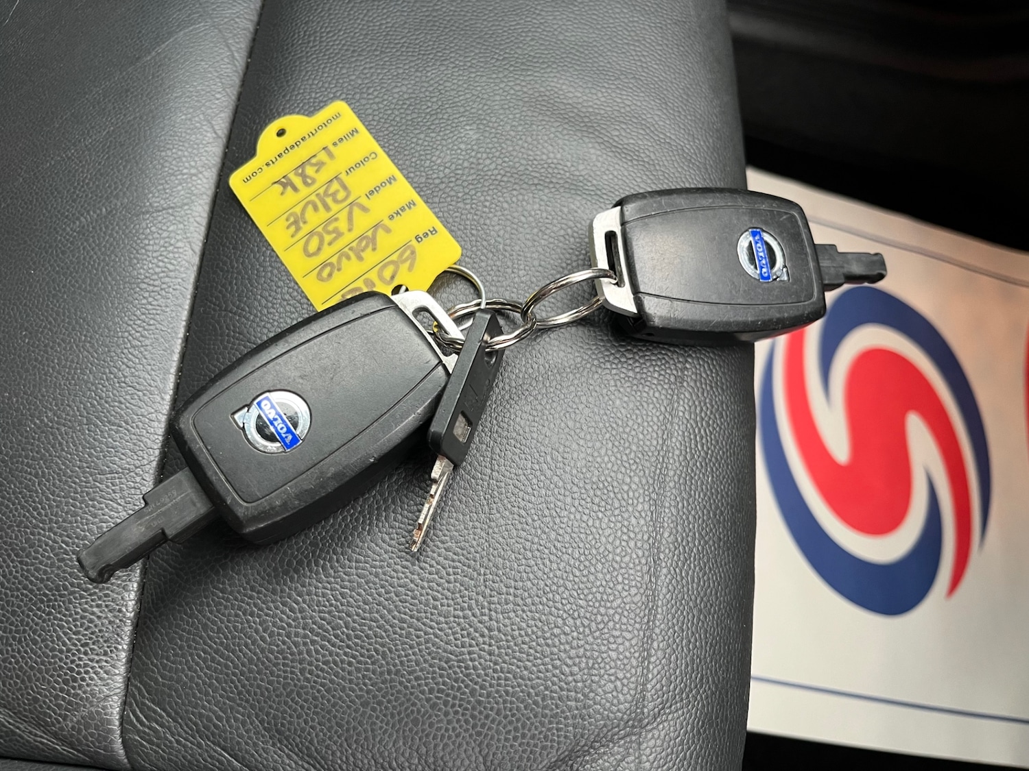 Used Volvo V50 2010 for sale - 76482772: Photo 19