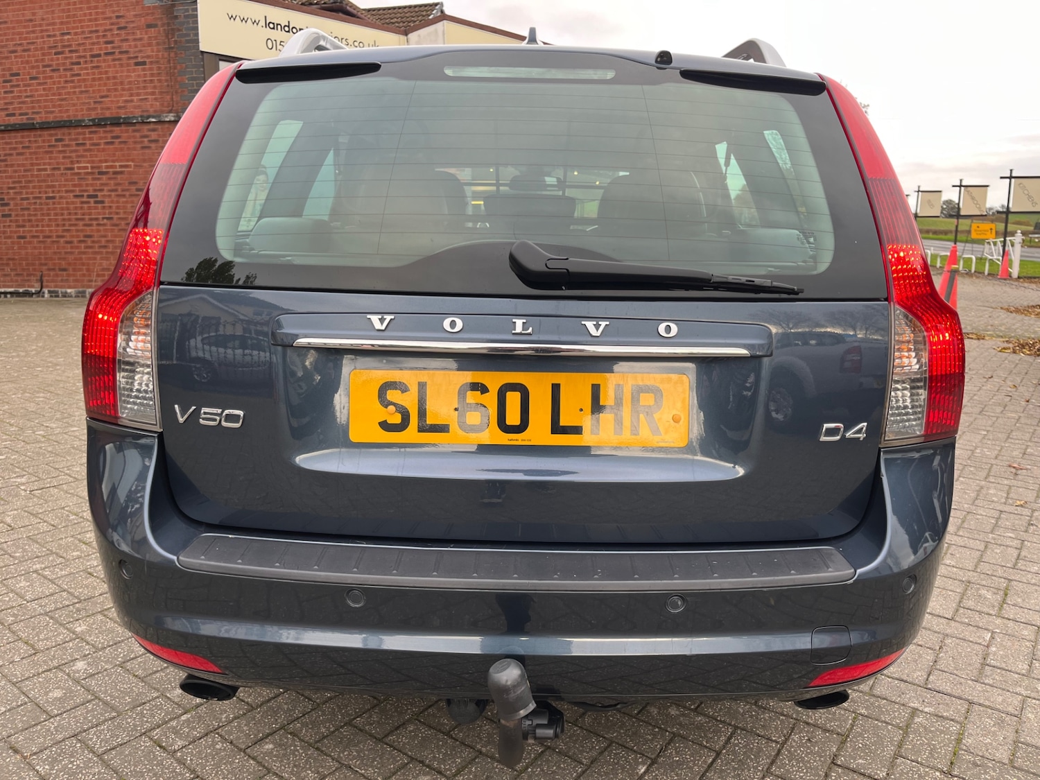 Used Volvo V50 2010 for sale - 76482772: Photo 5