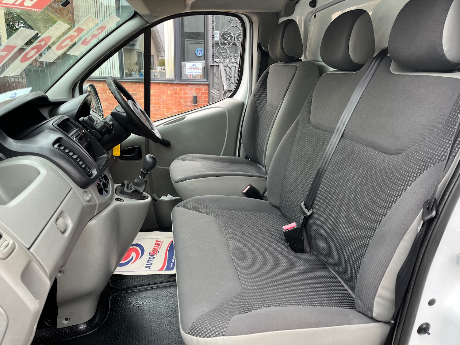 Used Vauxhall Vivaro 2013 for sale - 76305709: Photo 12