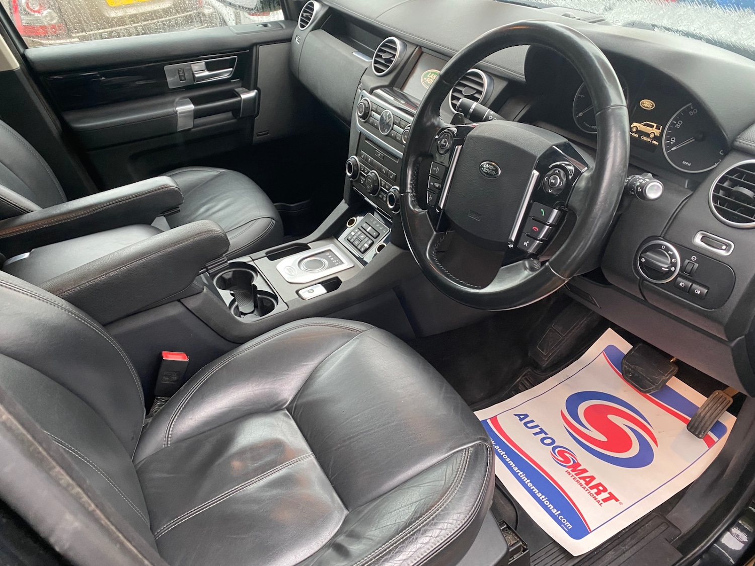 Used Land Rover Discovery 2015 for sale - 76835951: Photo 11