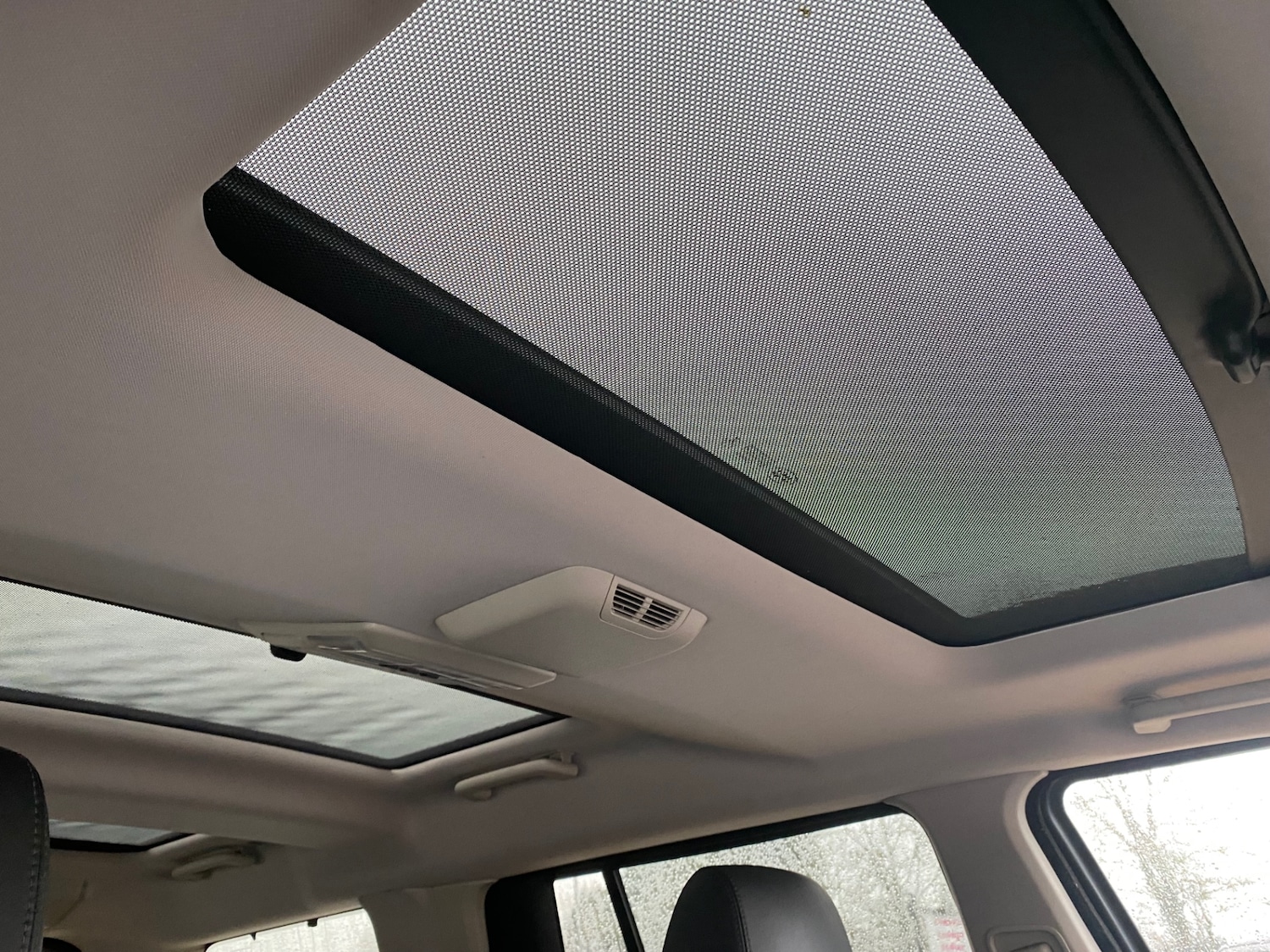 Used Land Rover Discovery 2015 for sale - 76835951: Photo 26