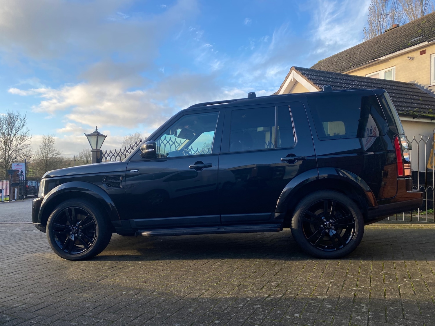 Used Land Rover Discovery 2015 for sale - 76835951: Photo 5