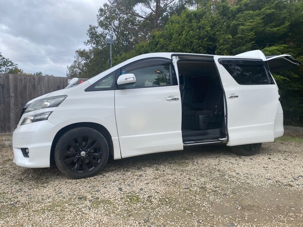 Used Toyota Vellfire 2019 for sale - 76170858: Photo 5