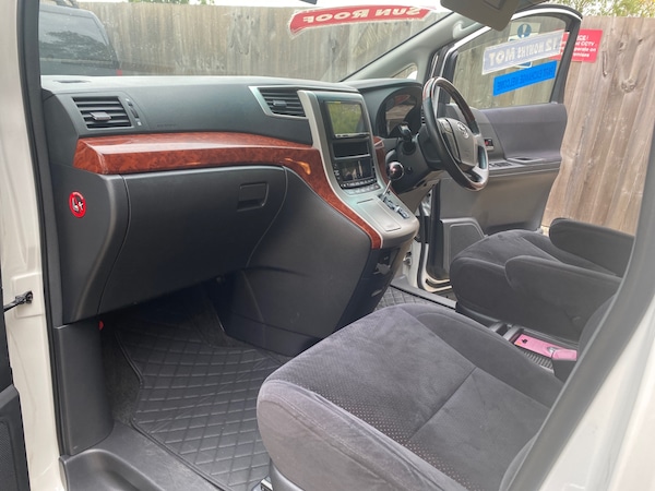 Used Toyota Vellfire 2019 for sale - 76170858: Photo 9
