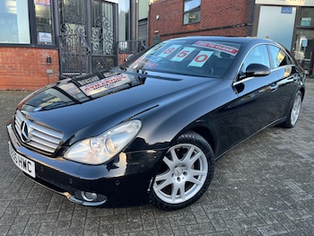 Used Mercedes-Benz CLS 2005 for sale - 77162007: Photo