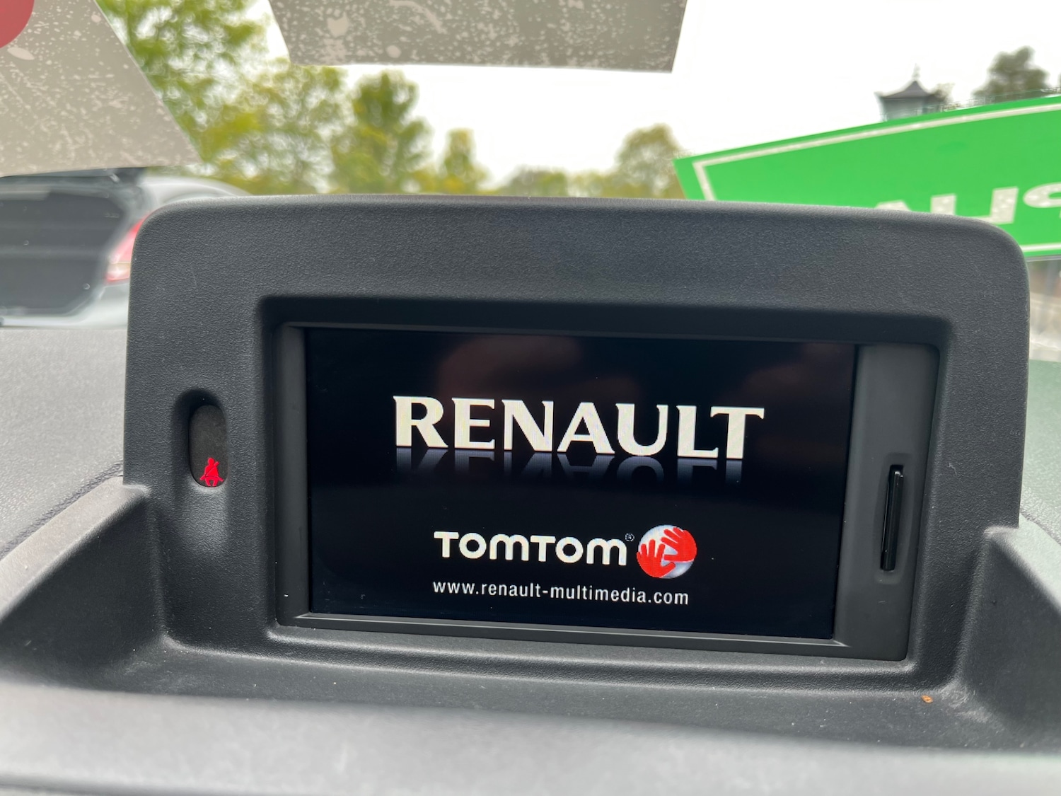 Used Renault Clio 2011 for sale - 76305734: Photo 12