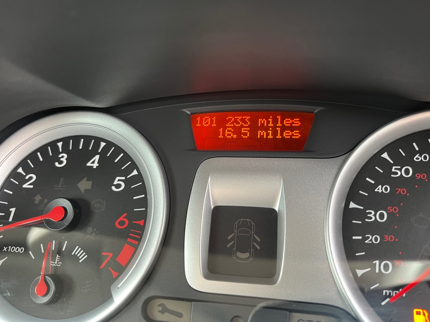 Used Renault Clio 2011 for sale - 76305734: Photo 14