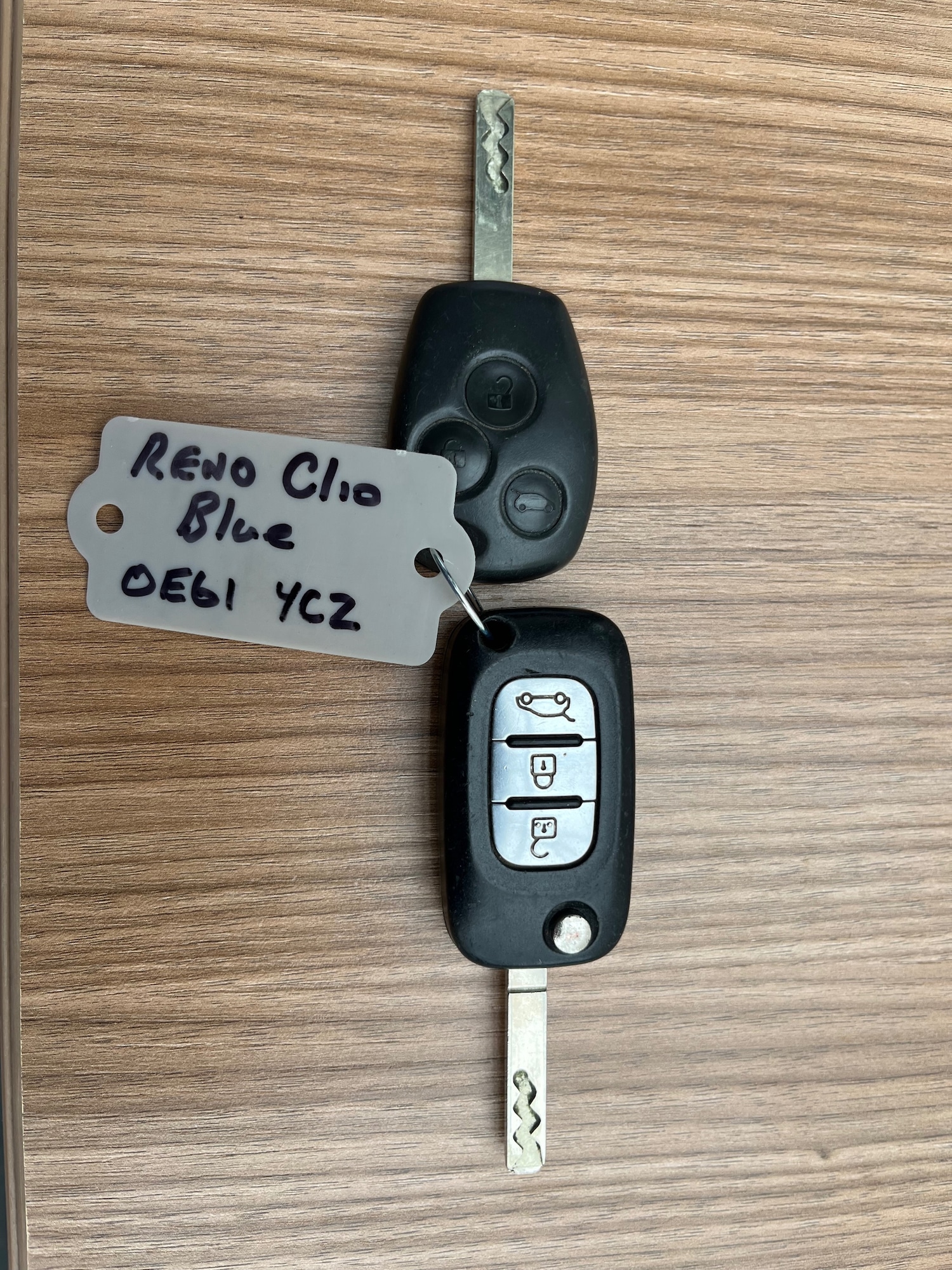 Used Renault Clio 2011 for sale - 76305734: Photo 15