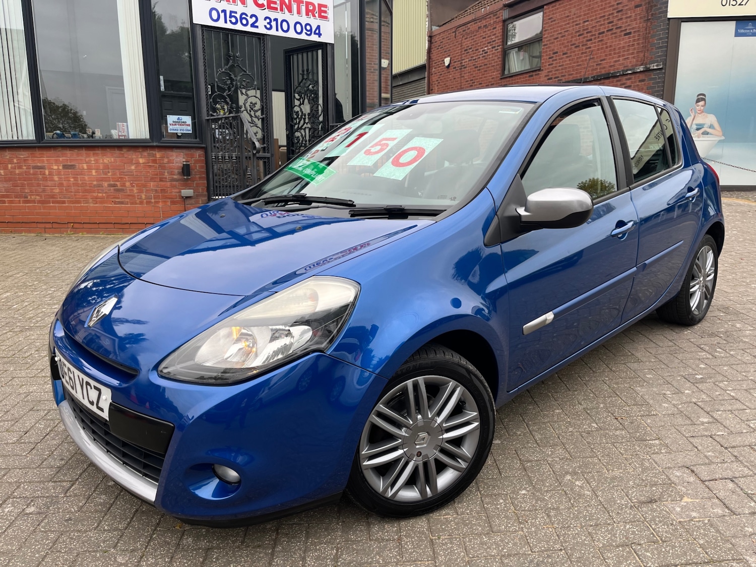 Used Renault Clio 2011 for sale - 76305734: Photo 4