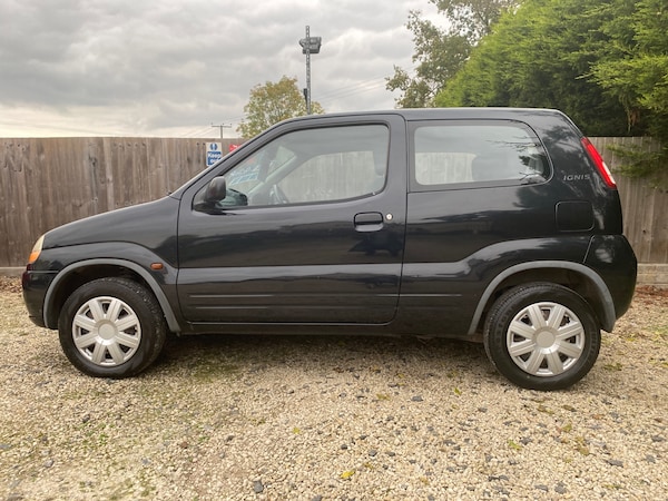 Used Suzuki Ignis 2003 for sale - 76302520: Photo 4
