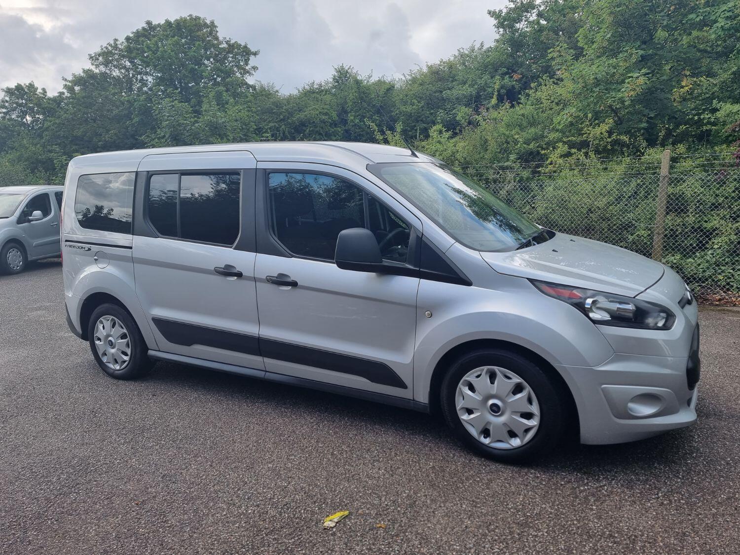 Used Ford Grand Tourneo Connect 2017 for sale - 76794422: Photo 12