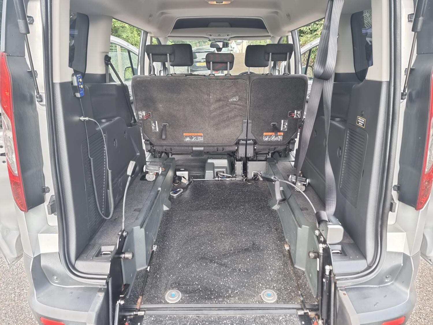 Used Ford Grand Tourneo Connect 2017 for sale - 76794422: Photo 17