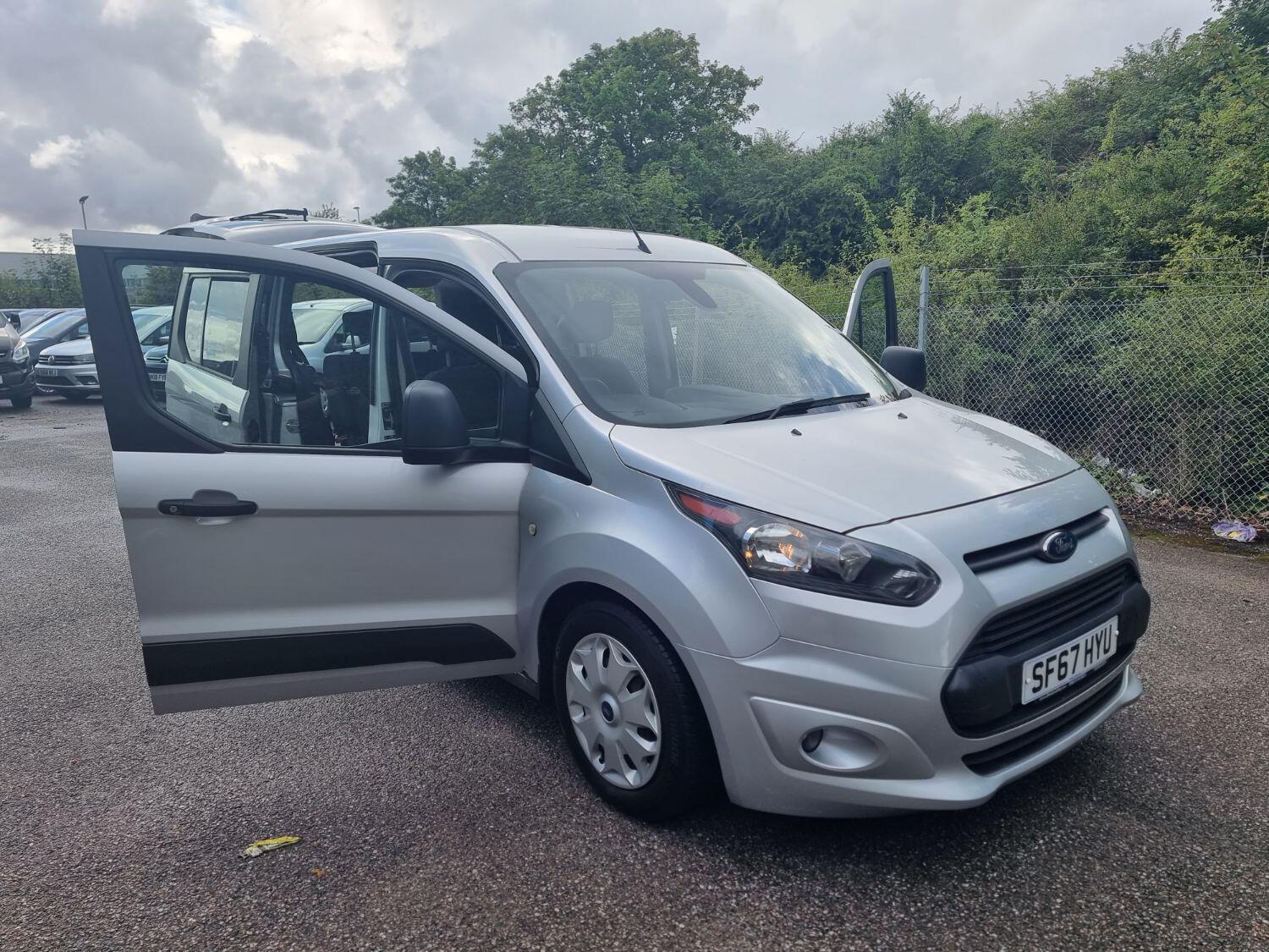 Used Ford Grand Tourneo Connect 2017 for sale - 76794422: Photo 23