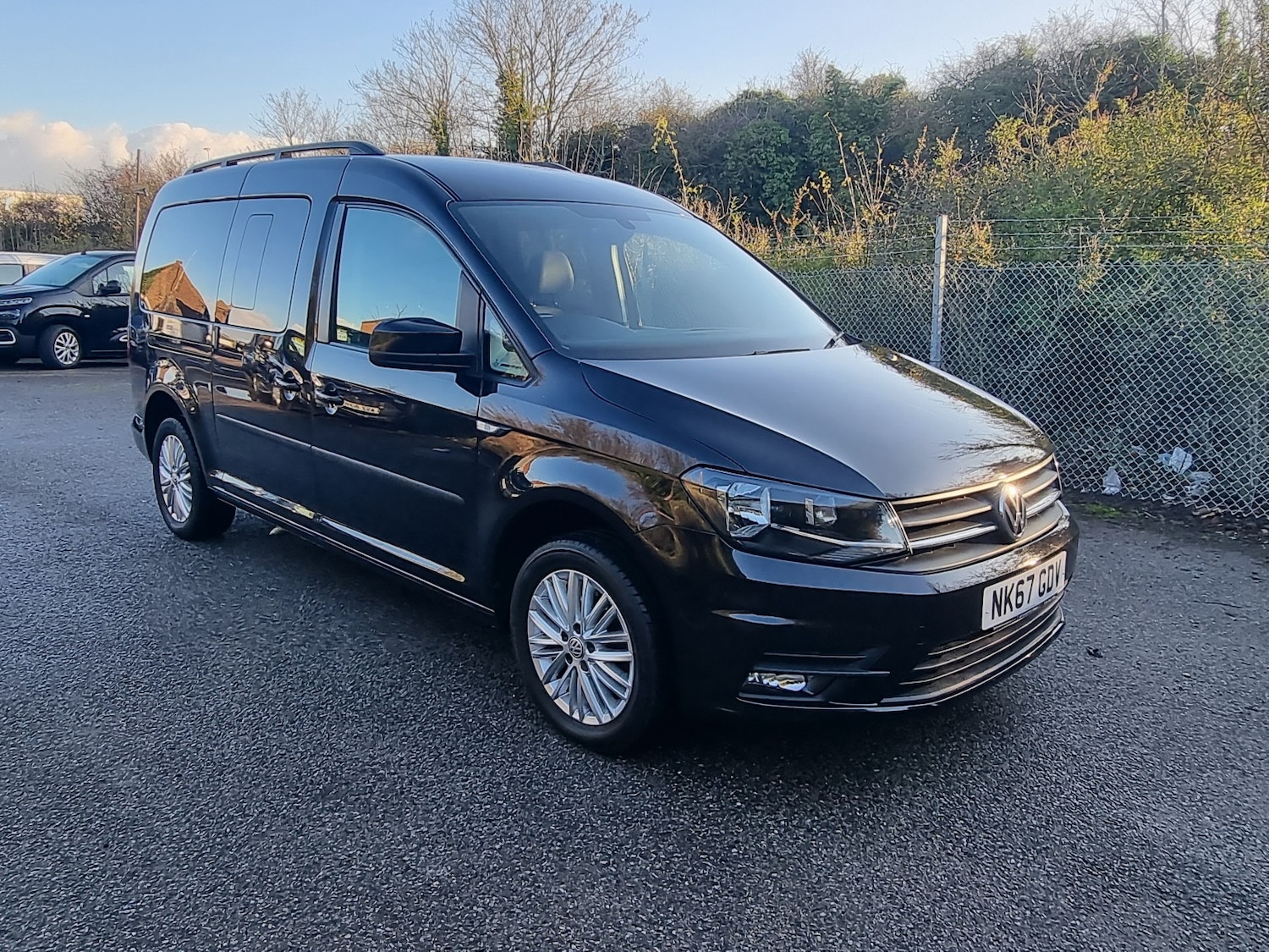 Used Volkswagen Caddy Maxi Life 2018 for sale - 76982793: Photo 15