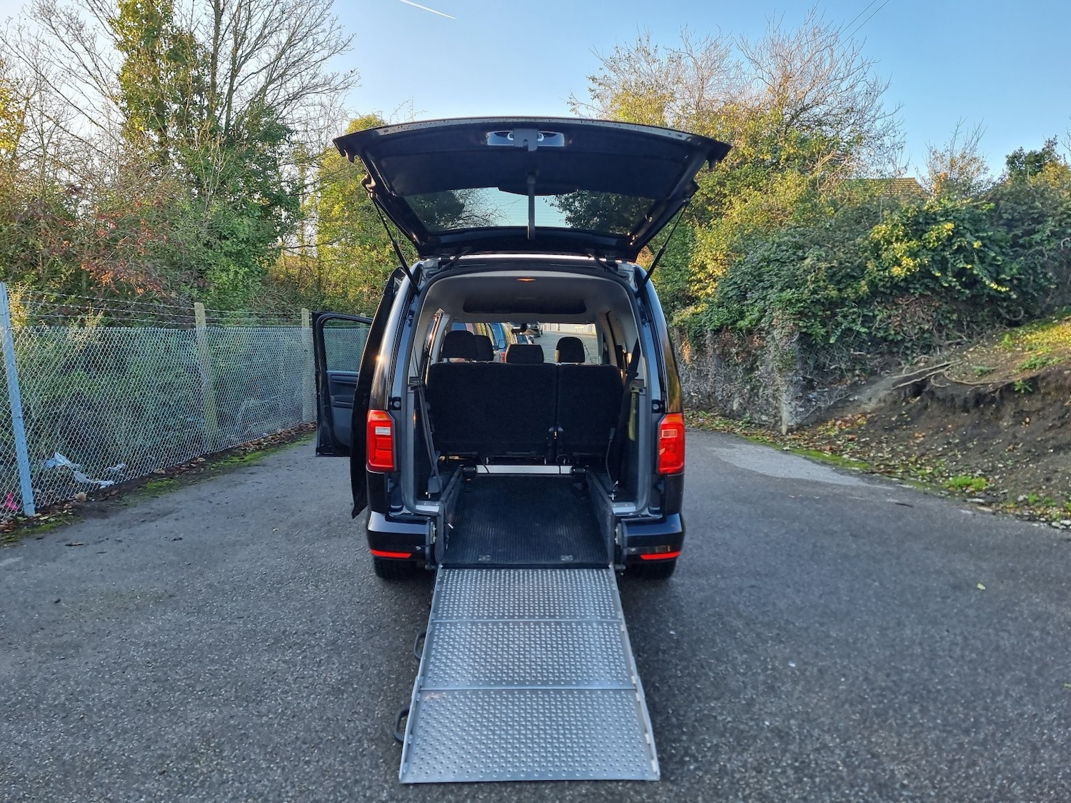 Used Volkswagen Caddy Maxi Life 2018 for sale - 76982793: Photo 18