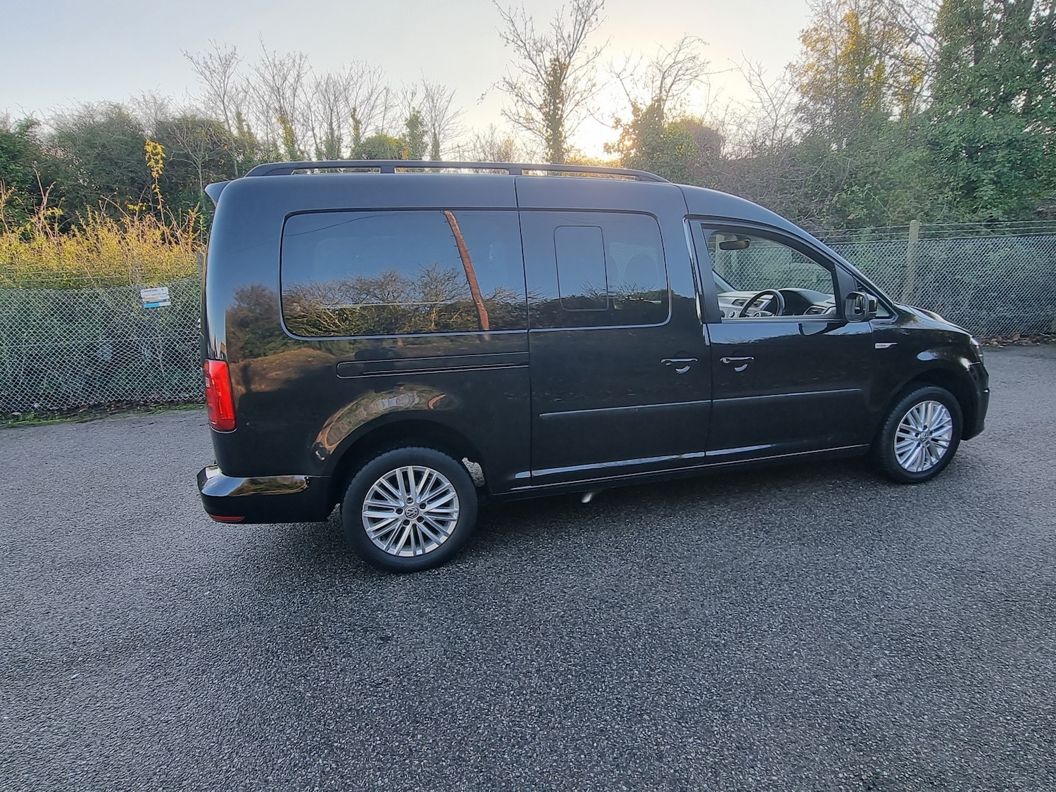 Used Volkswagen Caddy Maxi Life 2018 for sale - 76982793: Photo 39