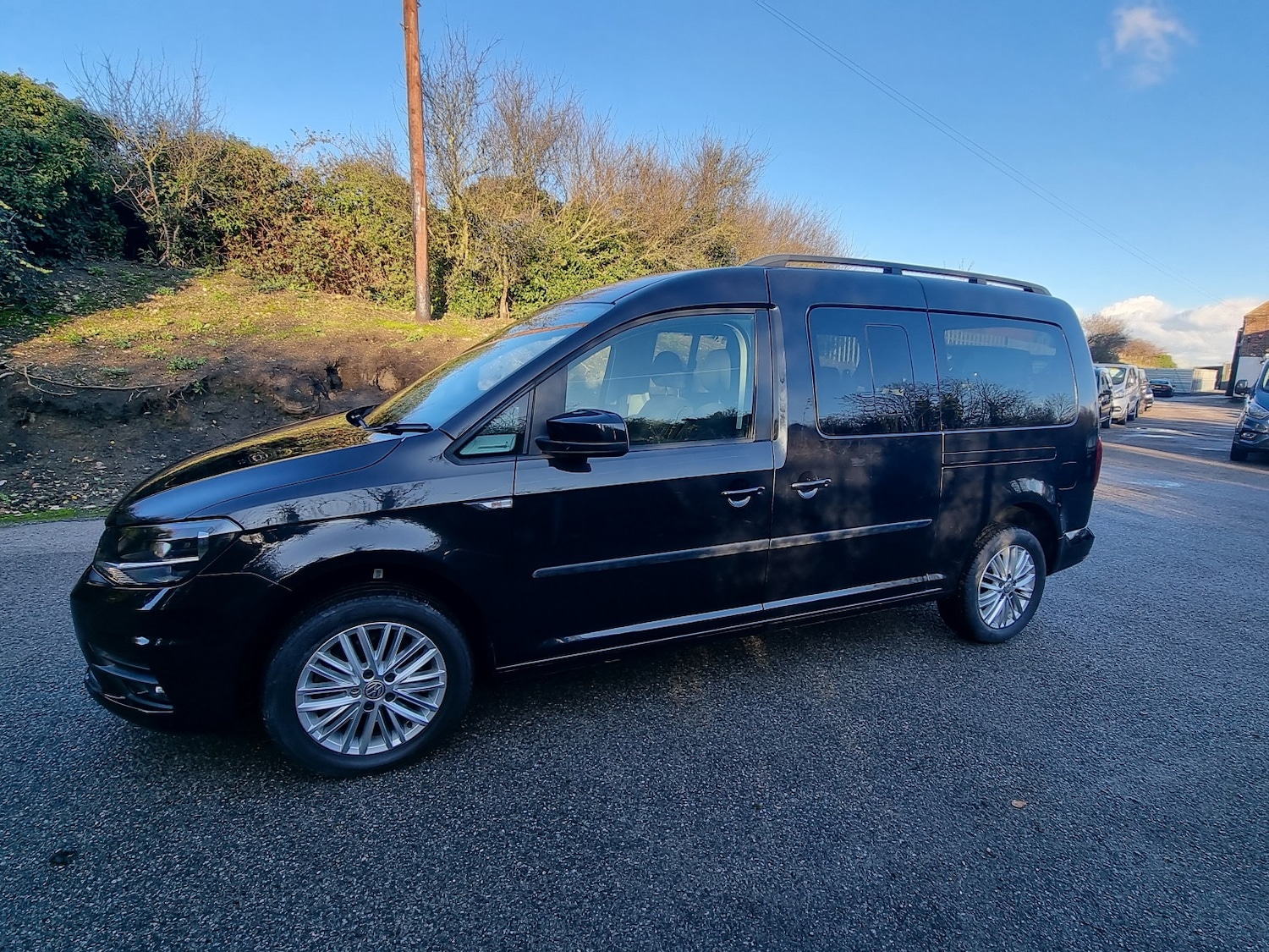 Used Volkswagen Caddy Maxi Life 2018 for sale - 76982793: Photo 9