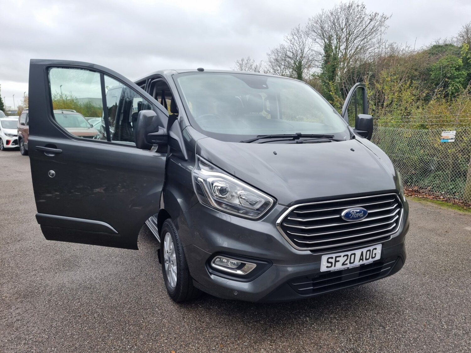 Used Ford Tourneo Custom 2020 for sale - 76625531: Photo 28