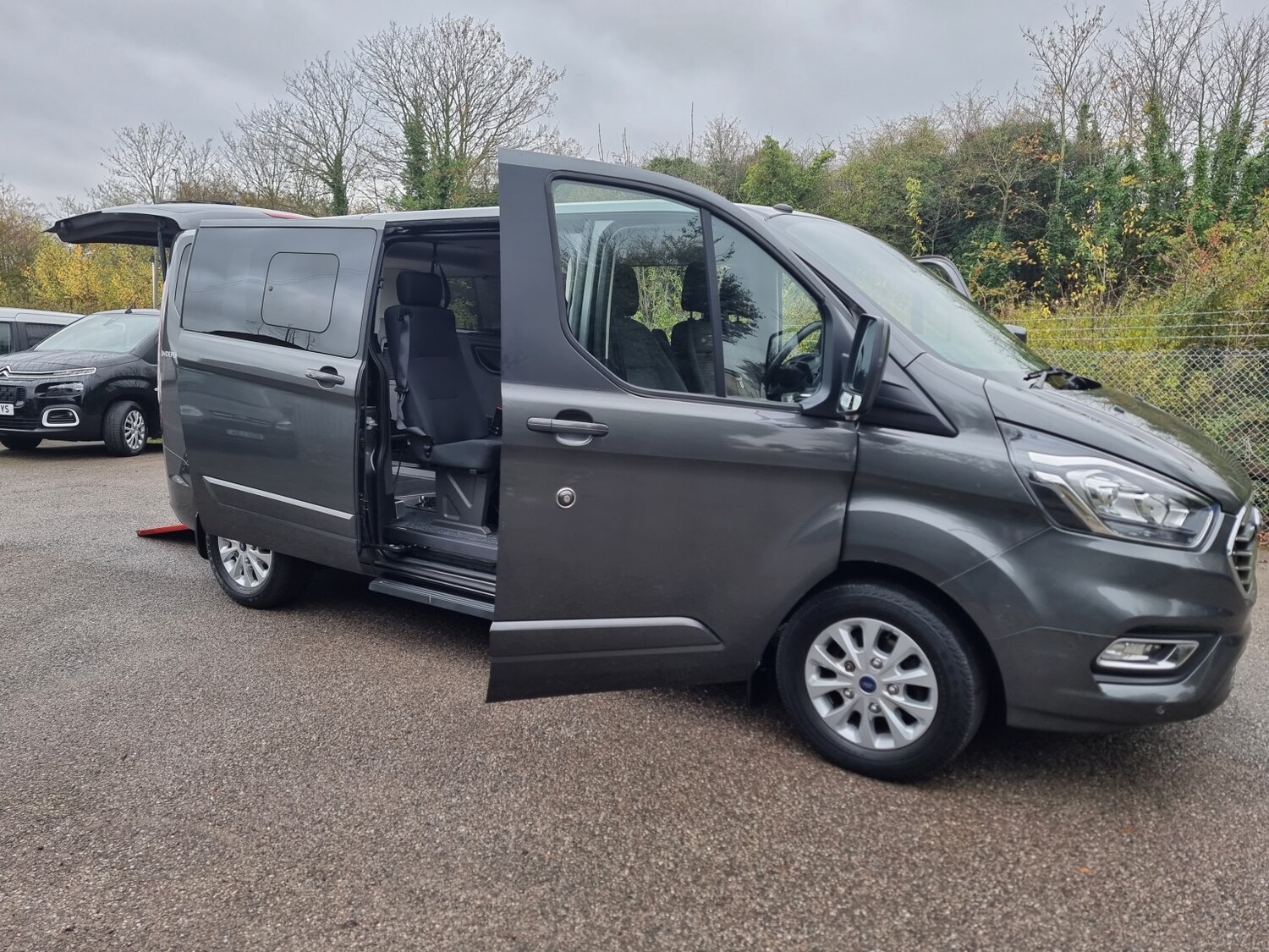 Used Ford Tourneo Custom 2020 for sale - 76625531: Photo 29