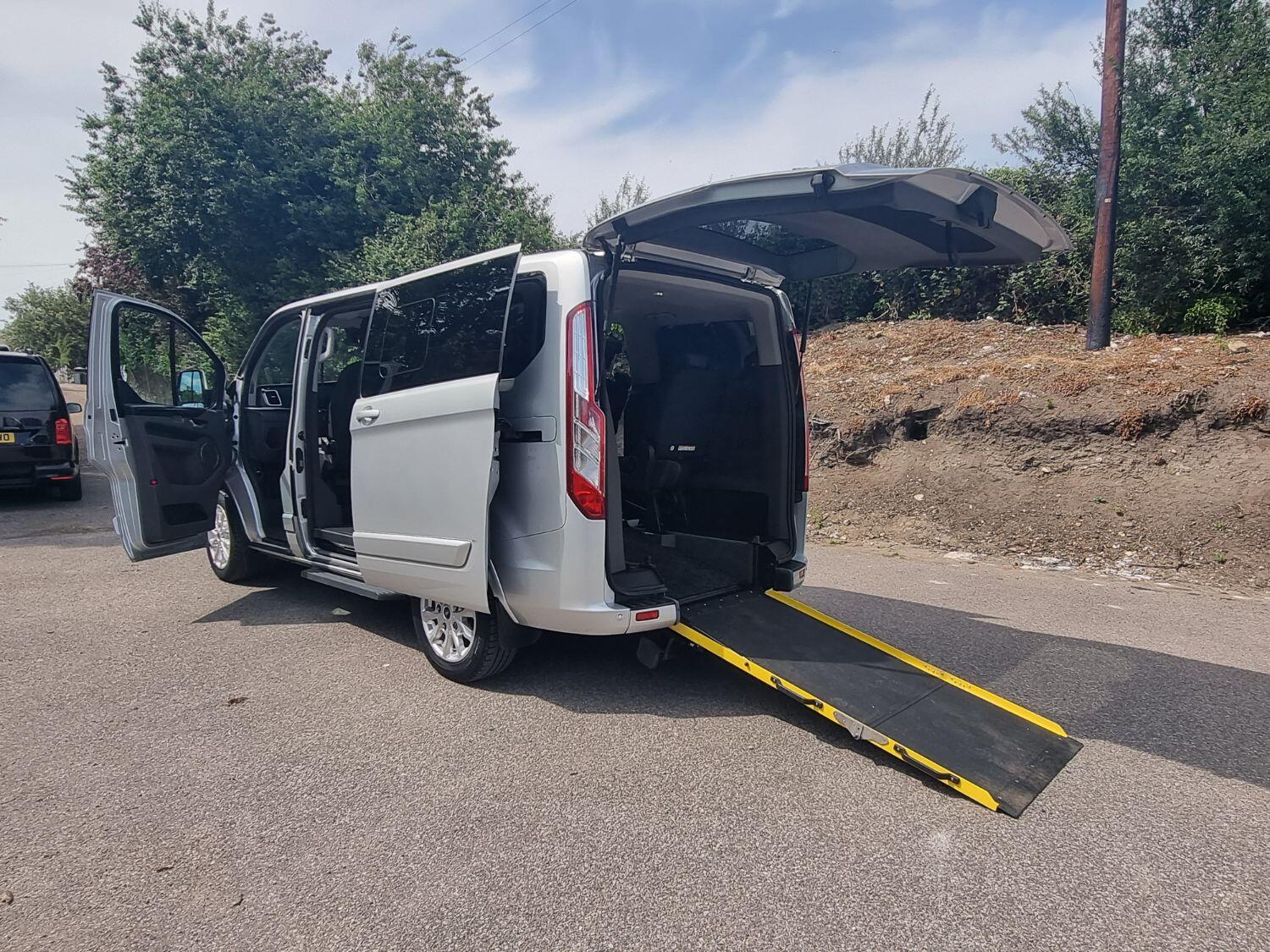 Used Ford Tourneo Custom 2020 for sale - 76712617: Photo 11