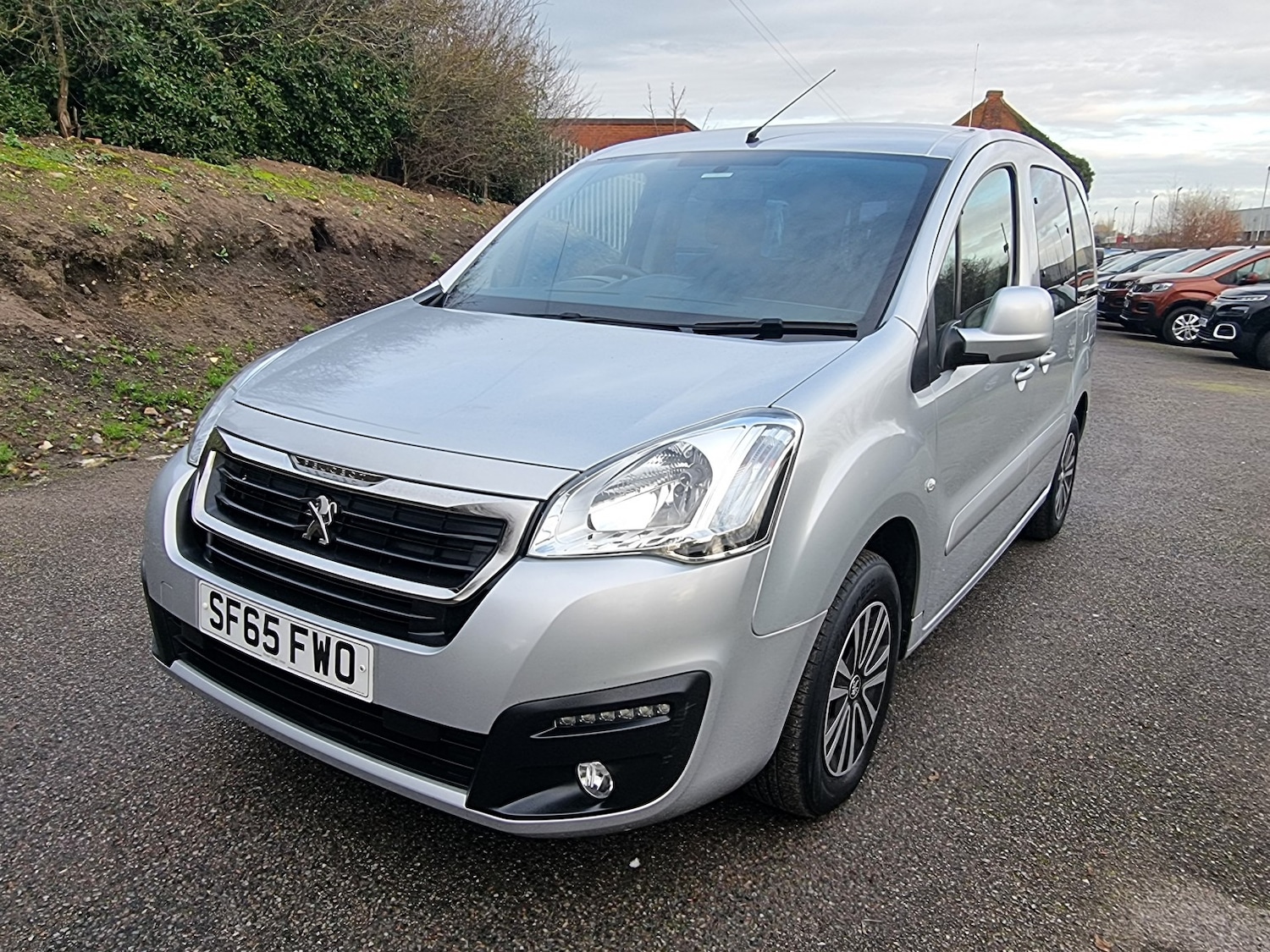 Used Peugeot Partner Tepee 2015 for sale - 76982731: Photo 10